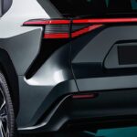 スバル 新型 ソルテラ世界初公開、100％電気自動車！ミドルSUVなのにランクル並のホイールベース。